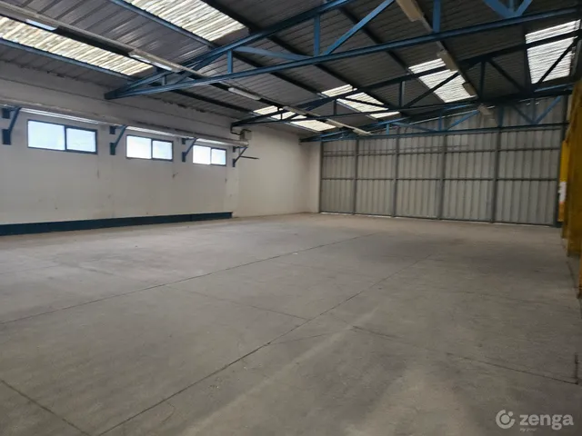 Kiadó kereskedelmi és ipari ingatlan Tamási 10931 nm