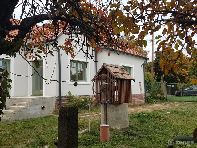 Eladó ház Szentbékkálla 100 nm