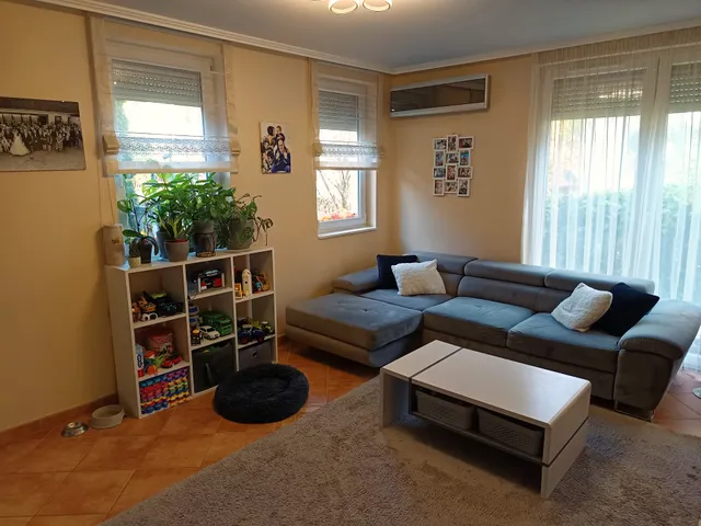 Eladó lakás Szeged, Móraváros 90 nm