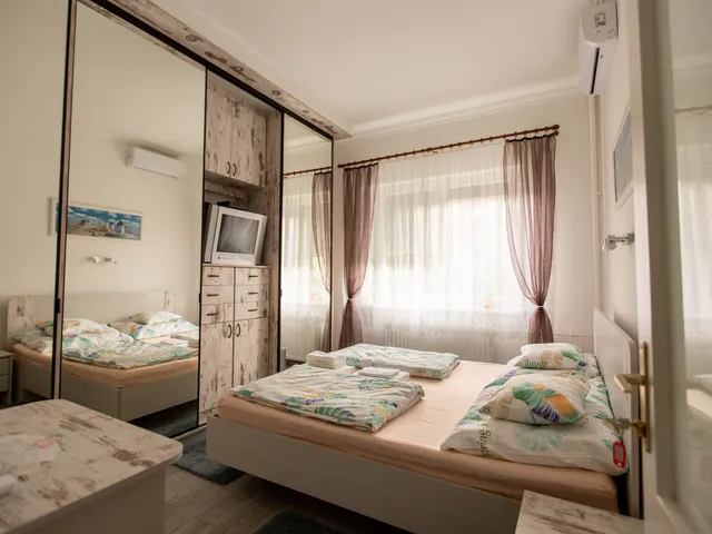 Eladó ház Szeged, Petőfitelep 340 nm