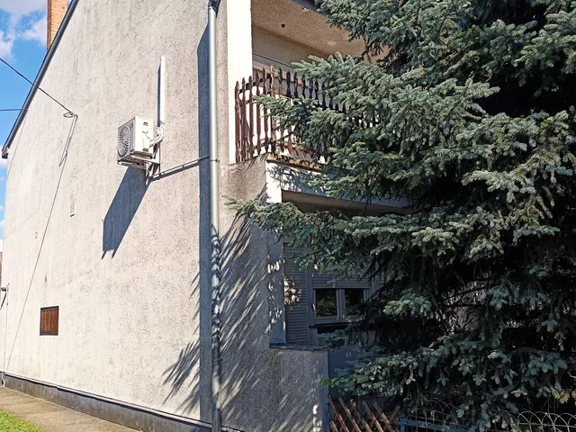 Eladó ház Algyő 81 nm