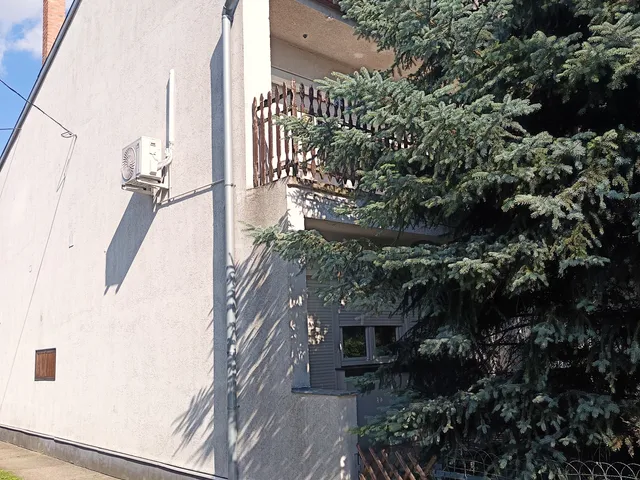 Eladó lakás Algyő 81 nm