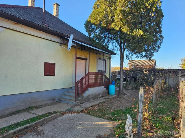Eladó ház Érpatak, Kossuth U. 30 90 nm