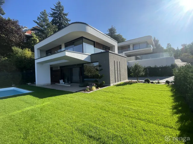 Eladó ház Budapest XII. kerület 215 nm