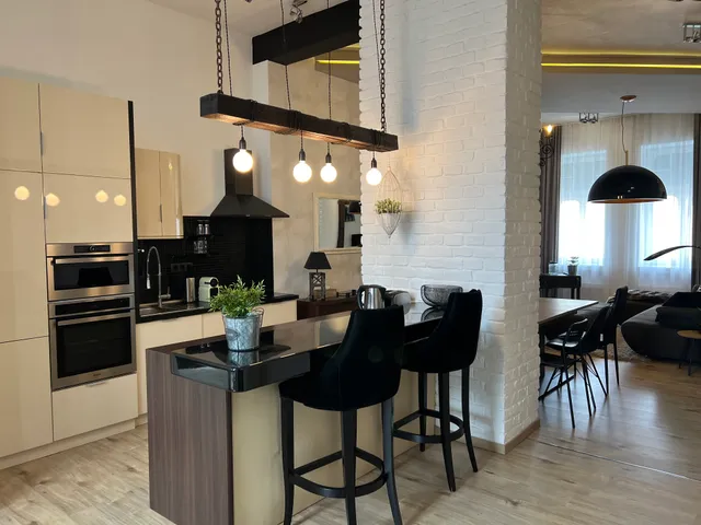 Eladó lakás Budapest V. kerület, Belváros, Petőfi Sándor utca  95 nm