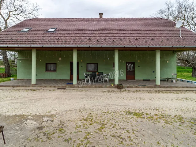 Eladó mezőgazdasági ingatlan Petőfiszállás 120 nm