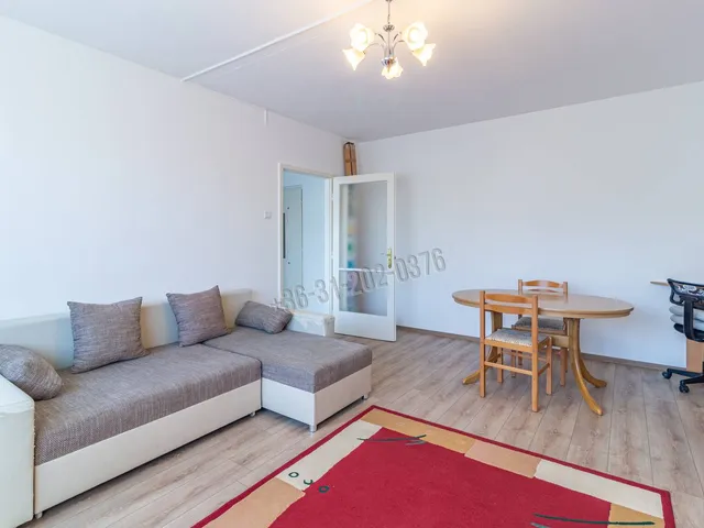 Eladó lakás Kiskunfélegyháza, Petőfi-lakótelep 55 nm