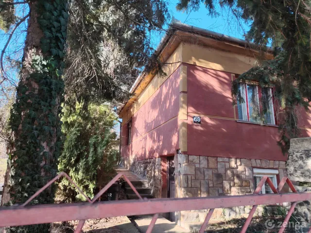 Eladó ház Pécs 78 nm