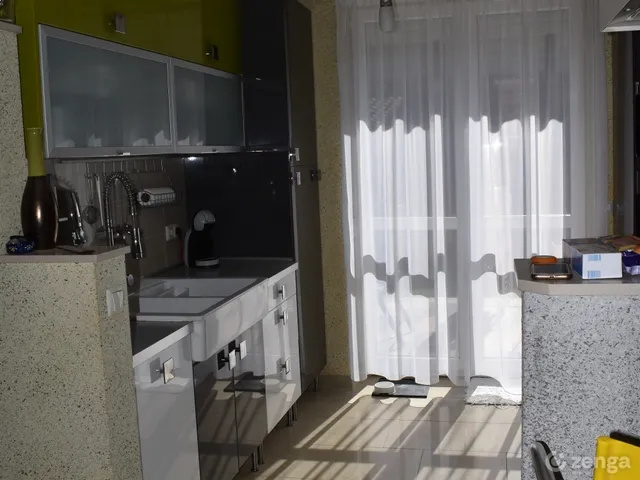 Eladó ház Budapest XXI. kerület, Királyerdő 200 nm