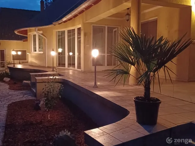 Eladó ház Kiskunmajsa 220 nm