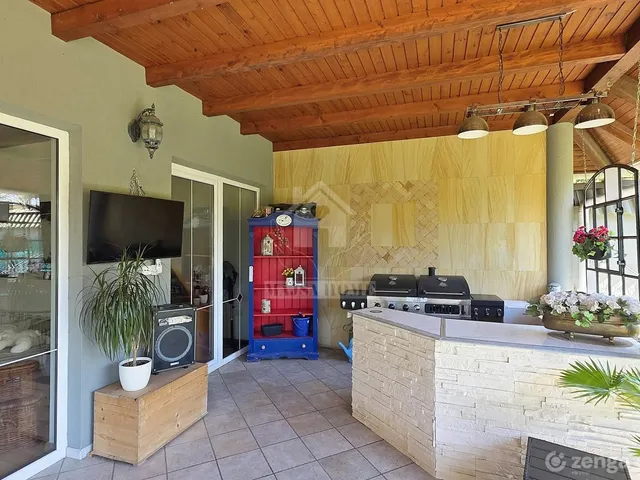 Eladó ház Kiskunmajsa 220 nm