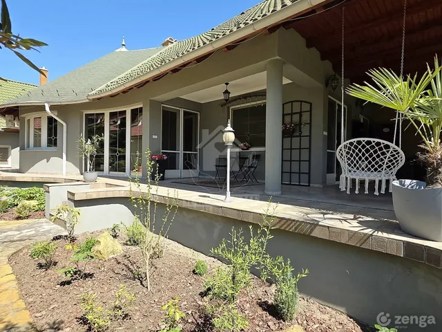 Eladó ház Kiskunmajsa 220 nm