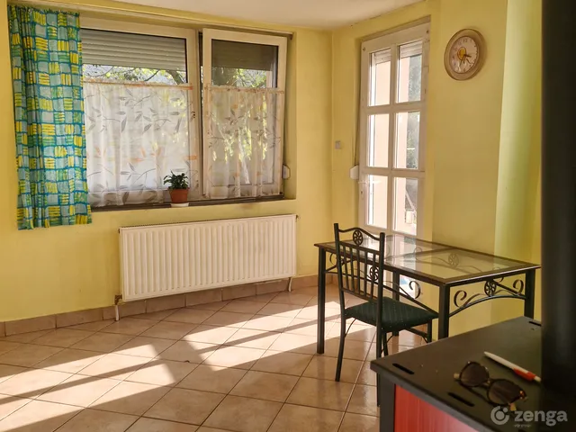 Eladó ház Tolna, Festetich utca 135. 50 nm