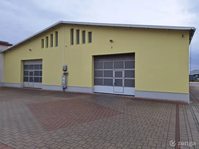 Eladó kereskedelmi és ipari ingatlan Debrecen 650 nm