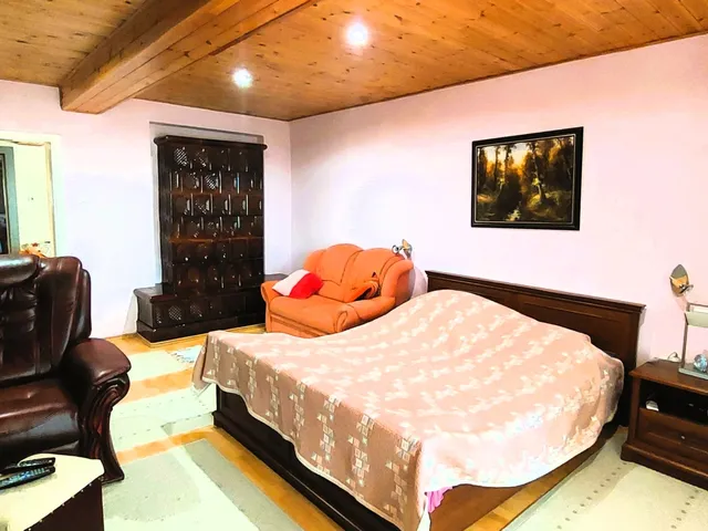 Eladó mezőgazdasági ingatlan Kétsoprony 220 nm