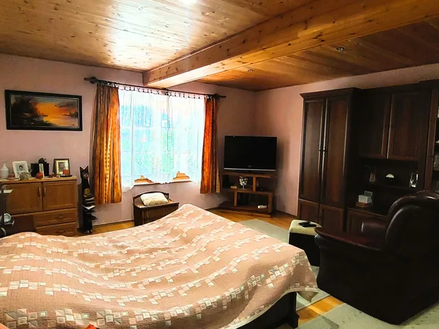 Eladó mezőgazdasági ingatlan Kétsoprony 220 nm