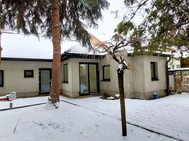 Eladó ház Békéscsaba, Belváros 100 nm