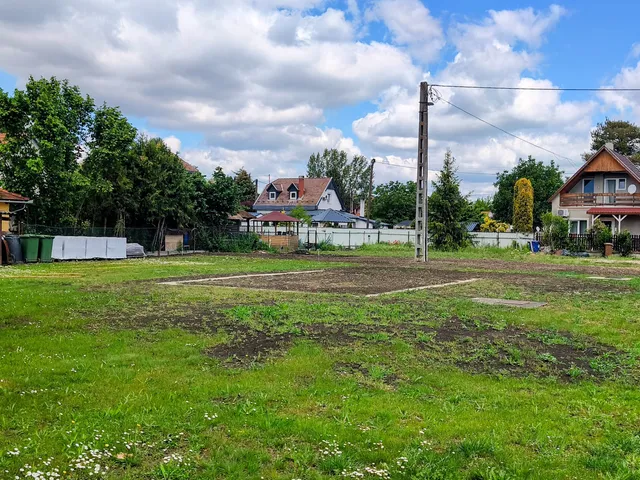 Eladó telek Békés, Dánfok 720 nm