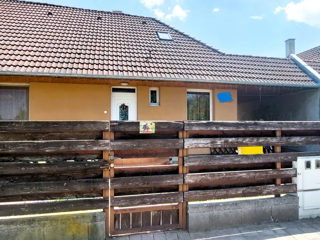 Eladó ház Békéscsaba 180 nm