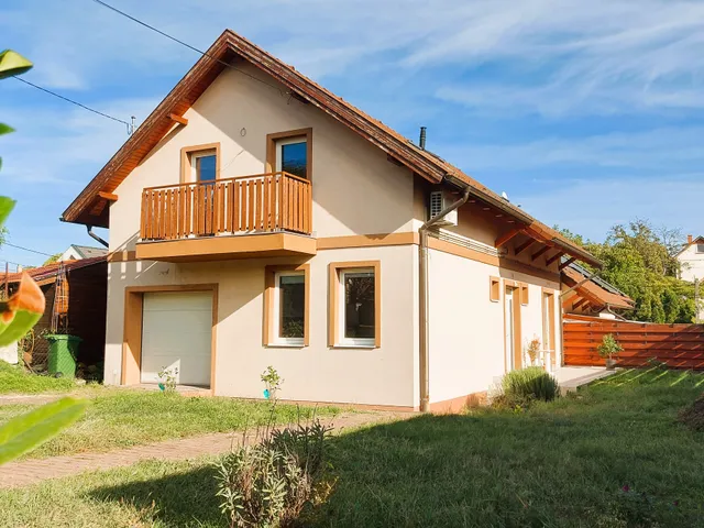 Eladó ház Csömör 157 nm