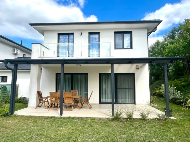 Eladó ház Fót 169 nm