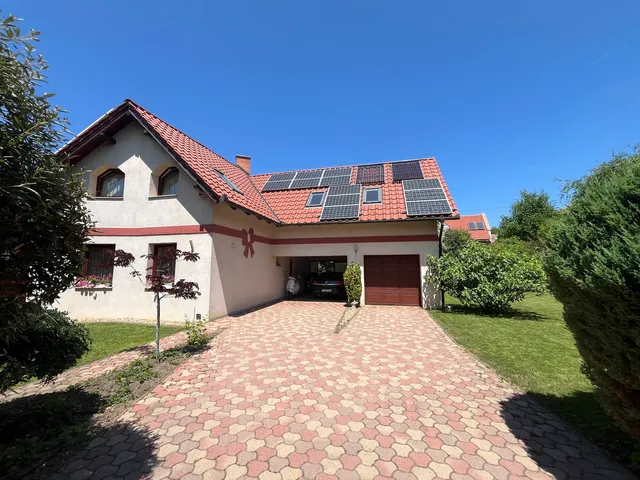 Eladó ház Veresegyház, Hegyek 297 nm