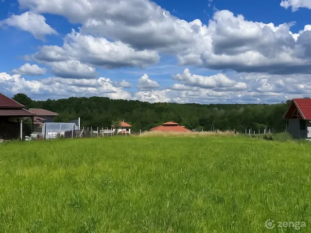 Eladó telek Berkenye 1200 nm