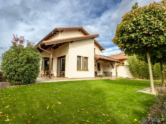 Eladó ház Mosonmagyaróvár, Duna lakópark 215 nm