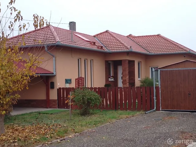 Eladó ház Gyomaendrőd 145 nm