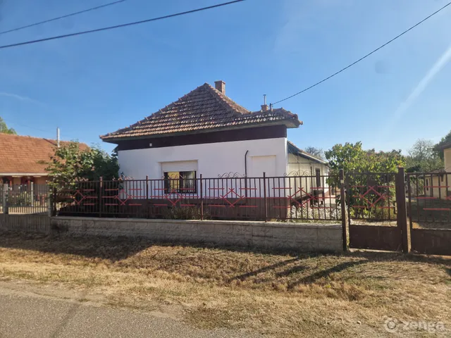 Eladó ház Mezőkövesd 74 nm