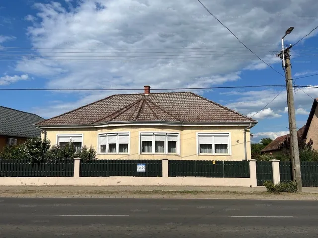Eladó ház Nyírbátor 136 nm