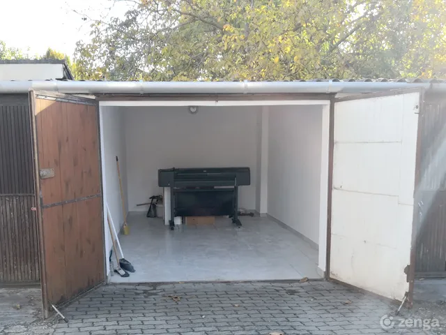 Eladó garázs Szeged, Újszeged 17 nm