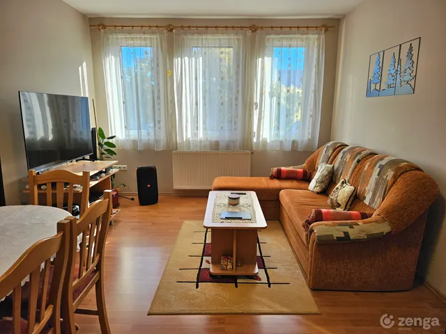 Eladó lakás Baja, Homokváros 66 nm