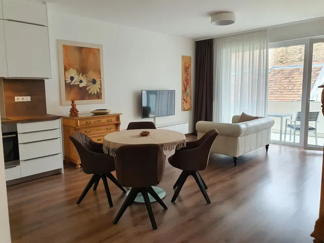 Kiadó lakás Budapest VI. kerület, Nagykörúton kívüli terület, Rózsa utca 55. 69 nm