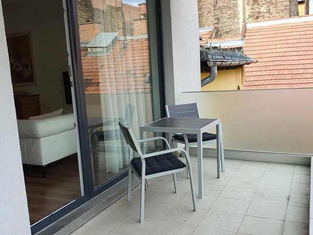 Kiadó lakás Budapest VI. kerület, Nagykörúton kívüli terület, Rózsa utca 55. 69 nm