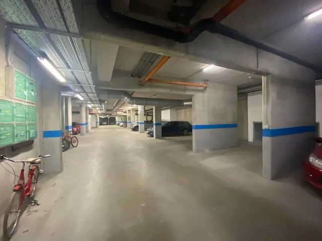 Eladó garázs Budapest XIII. kerület, Vizafogó 13 nm