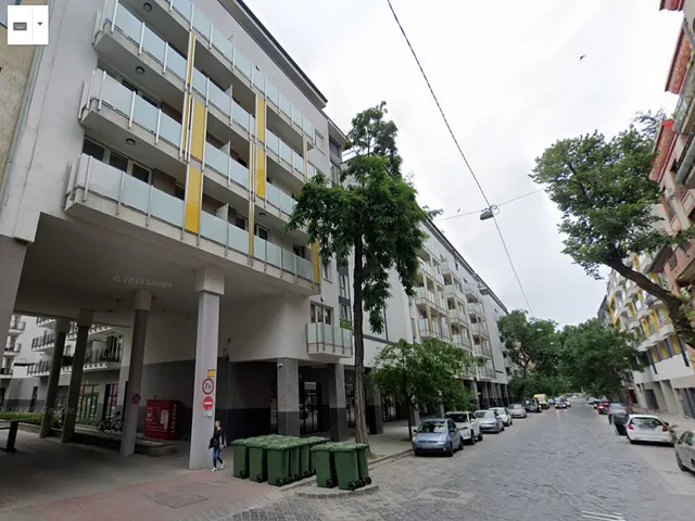 Eladó garázs Budapest XIII. kerület, Lőportárdűlő 13 nm