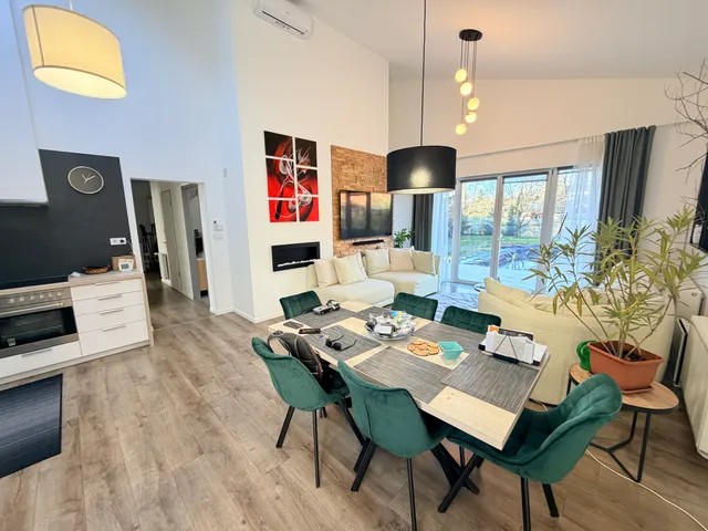 Eladó ház Szigetmonostor, Horány 82 nm