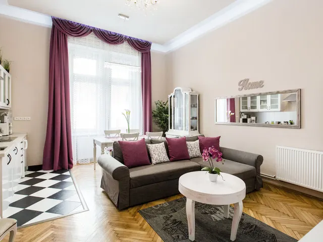 Kiadó lakás Budapest VI. kerület, Nagykörúton belüli terület 49 nm