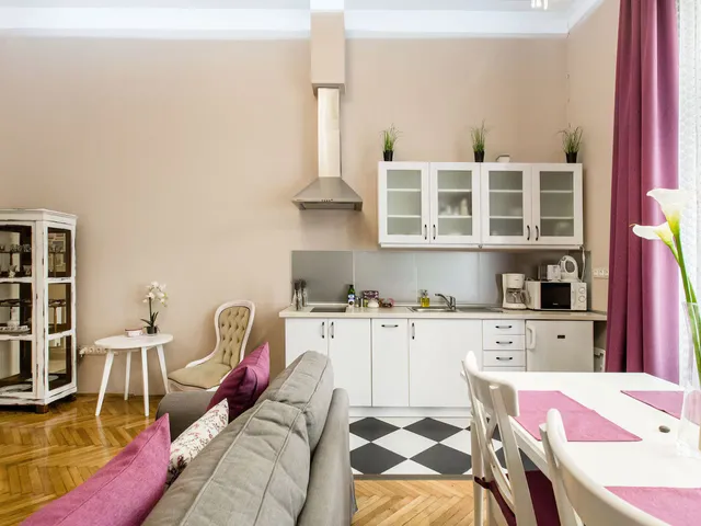 Kiadó lakás Budapest VI. kerület, Nagykörúton belüli terület 49 nm