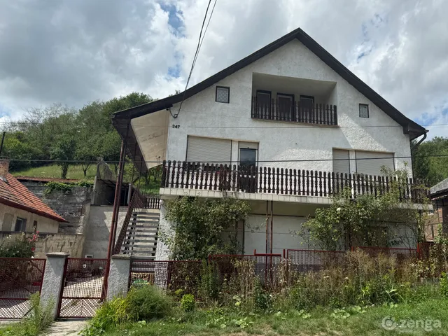 Eladó ház Ózd, Szenna 180 nm