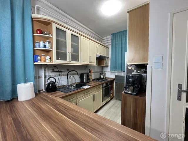 Eladó lakás Debrecen, Falóger 68 nm