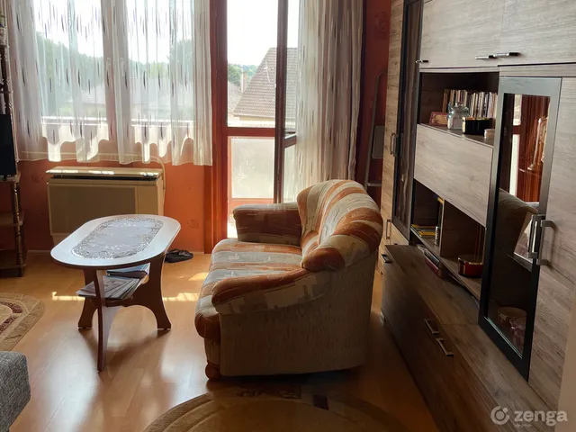 Eladó lakás Tiszavasvári 64 nm