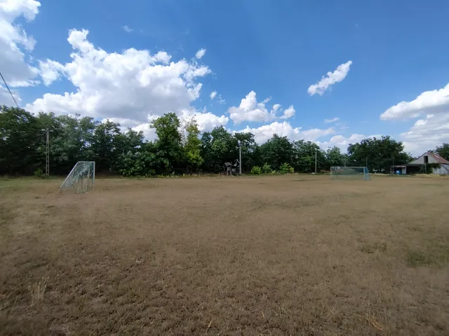 Eladó telek Kápolnásnyék, Balassa utca 2263 nm