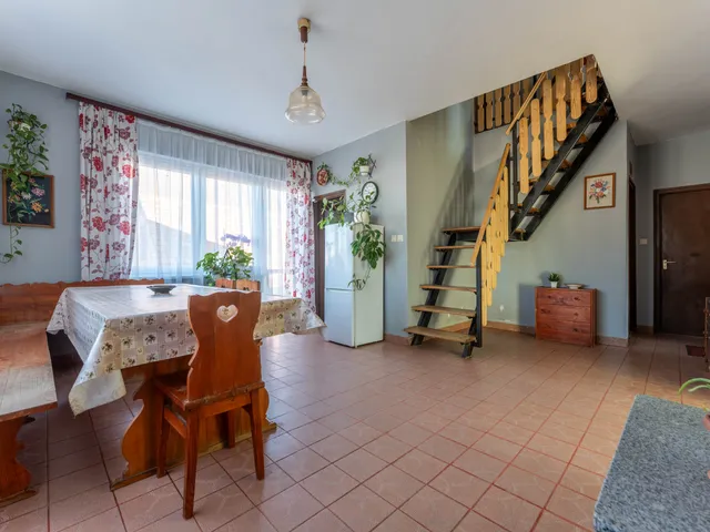 Eladó ház Székesfehérvár, Öreghegy, Selmeci utca 160 nm