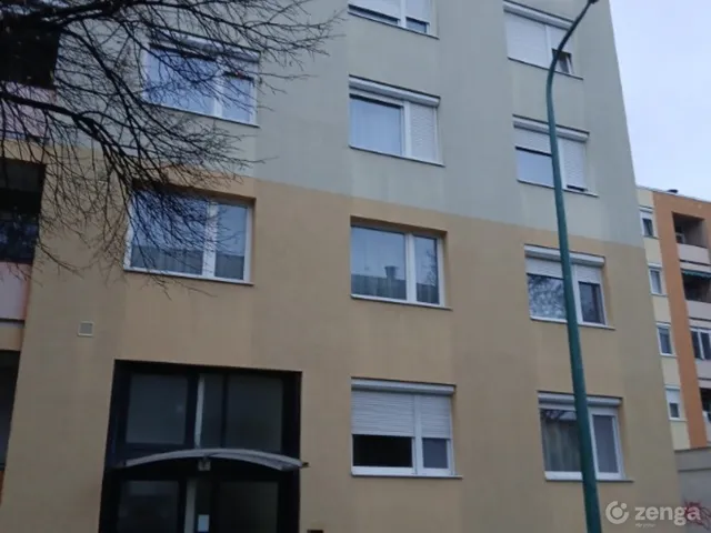 Eladó lakás Ajka, Csokonai utca 7  53 nm