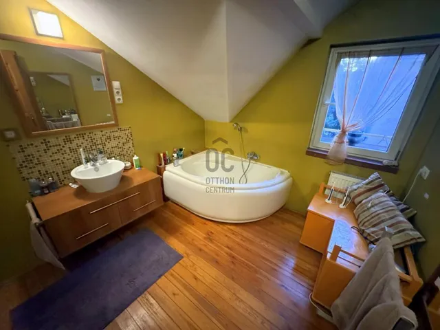 Eladó lakás Budapest IV. kerület, Újpest 180 nm