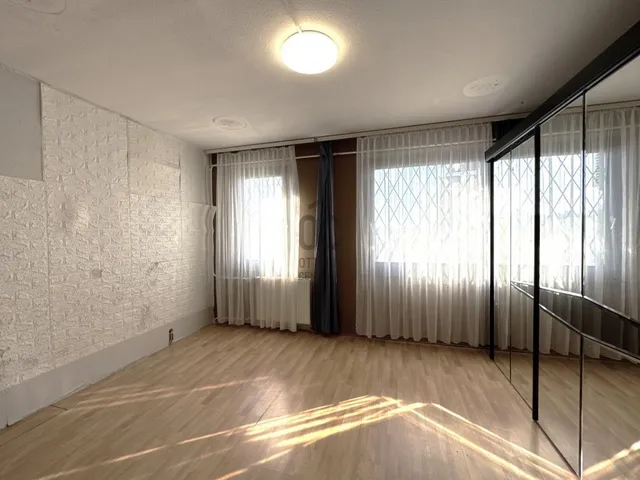 Eladó lakás Budapest IV. kerület, Káposztásmegyer 133 nm