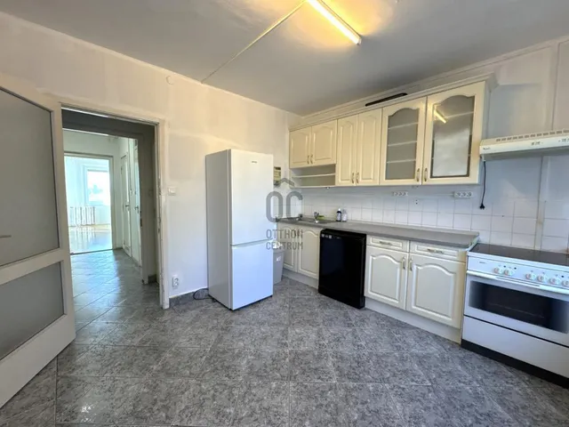 Eladó lakás Budapest IV. kerület, Káposztásmegyer 133 nm