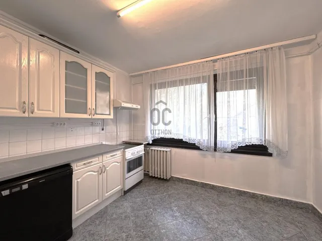 Eladó lakás Budapest IV. kerület, Káposztásmegyer 133 nm